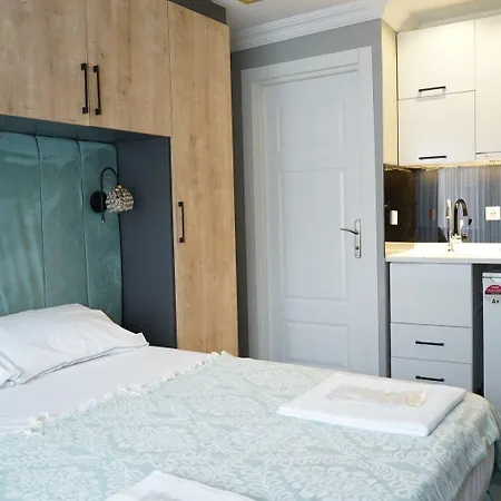 Middle Village 3* Стамбул