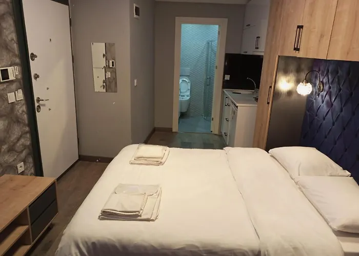 Middle Village 3* Istanbul